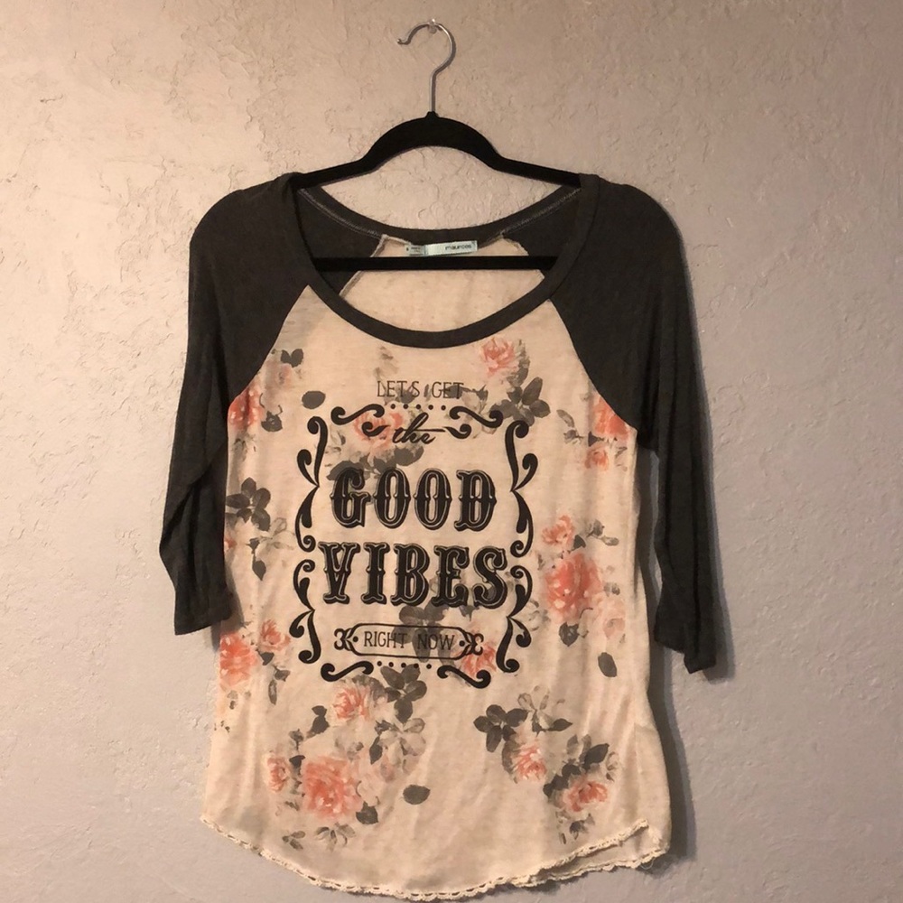 3/4 sleeve shirt